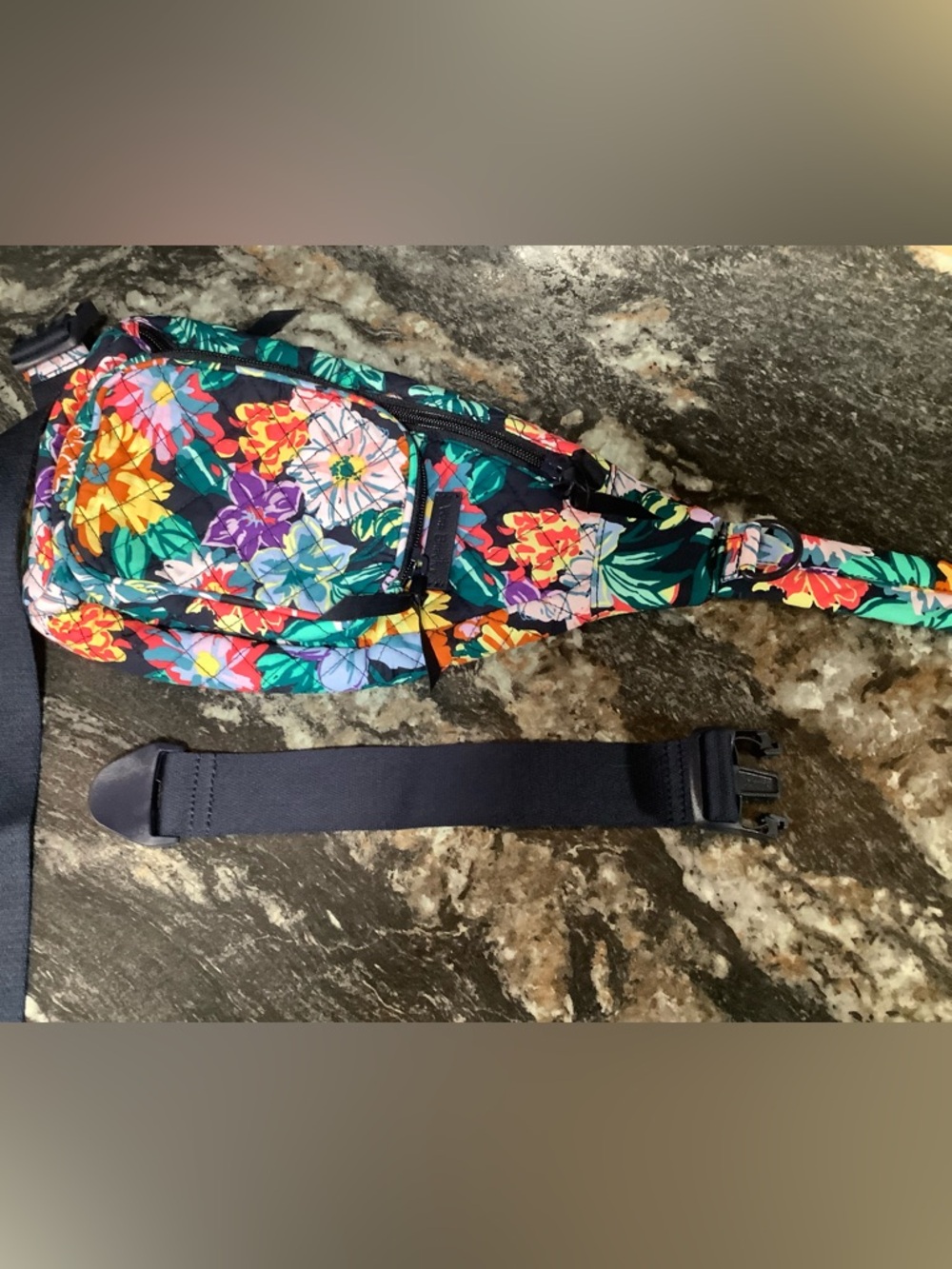 Vera Bradley sling backpack happy blooms - Picture 11 of 12